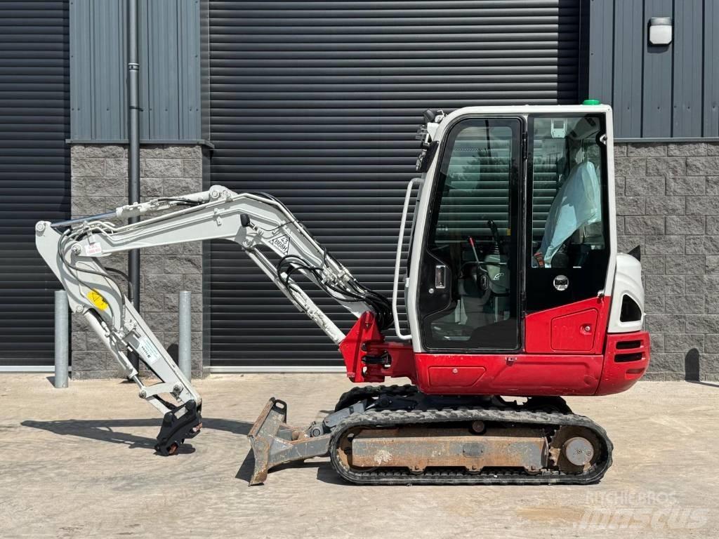 Takeuchi TB 230 Mini excavatoare < 7t