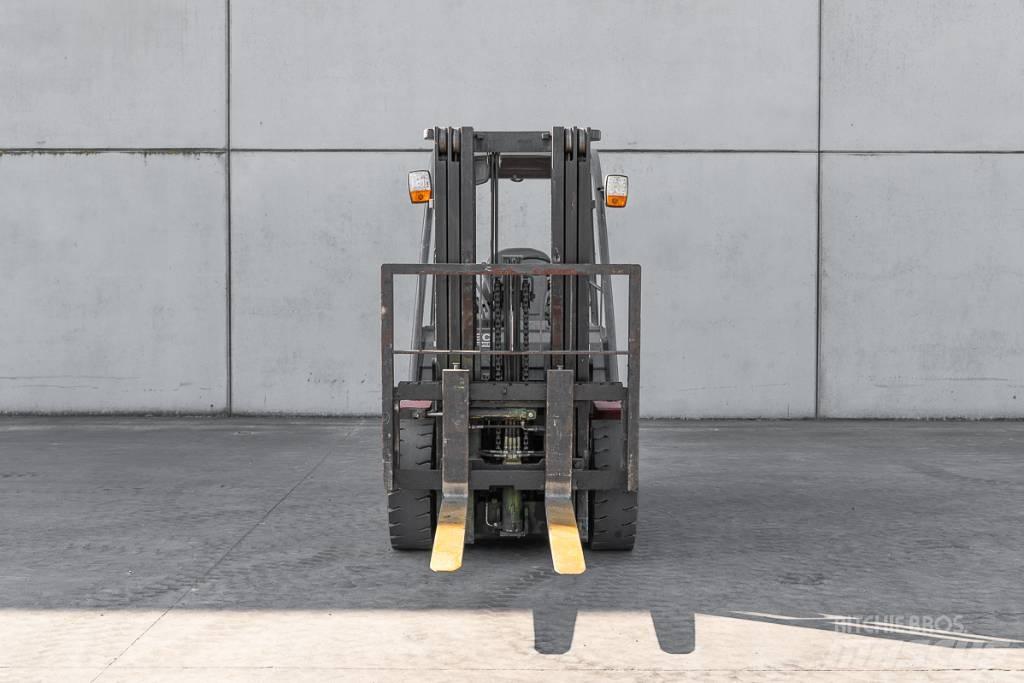 Manitou MI 30 D Stivuitor diesel