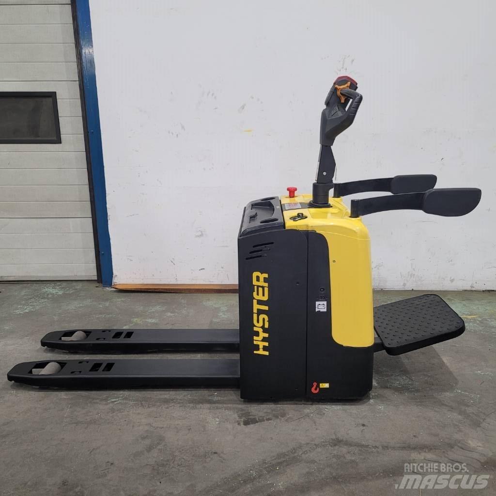Hyster P 2.0 UTS Transpaleta cu platforma