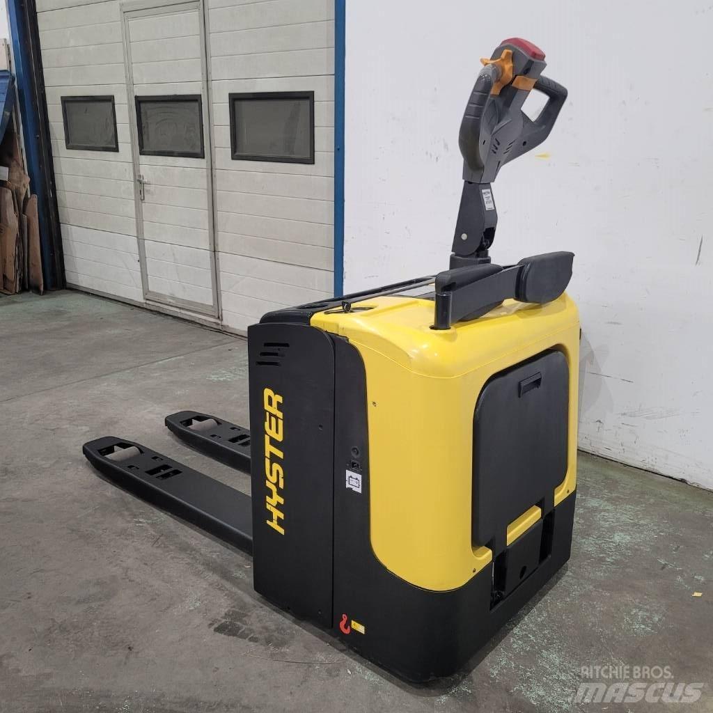 Hyster P 2.0 UTS Transpaleta cu platforma
