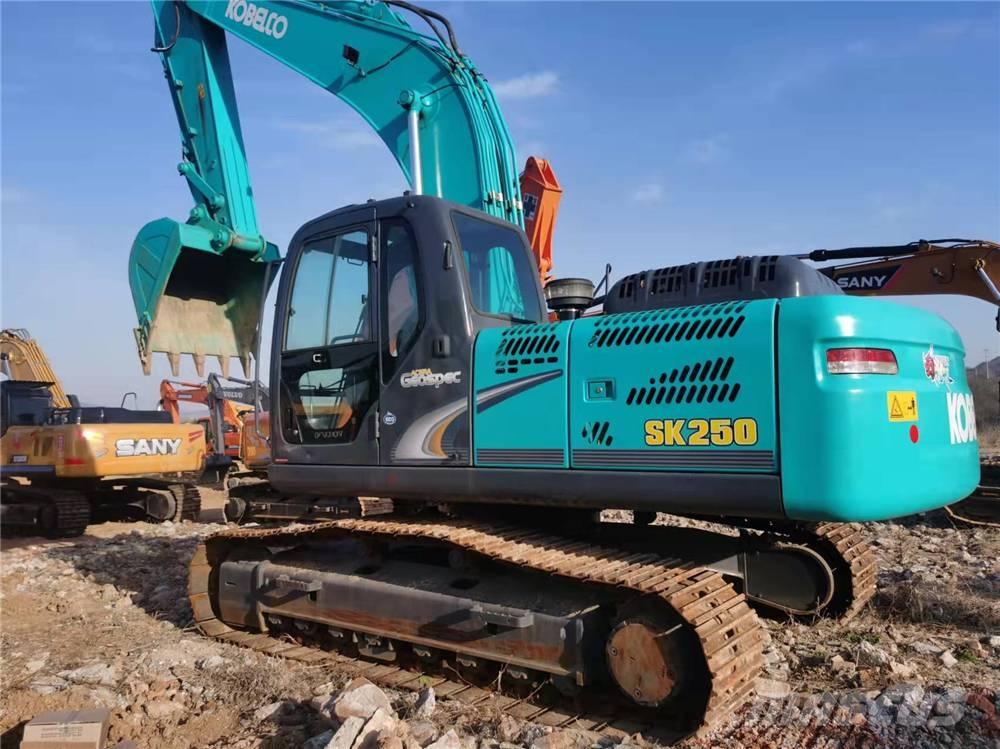 Kobelco SK250-8 Excavatoare pe șenile
