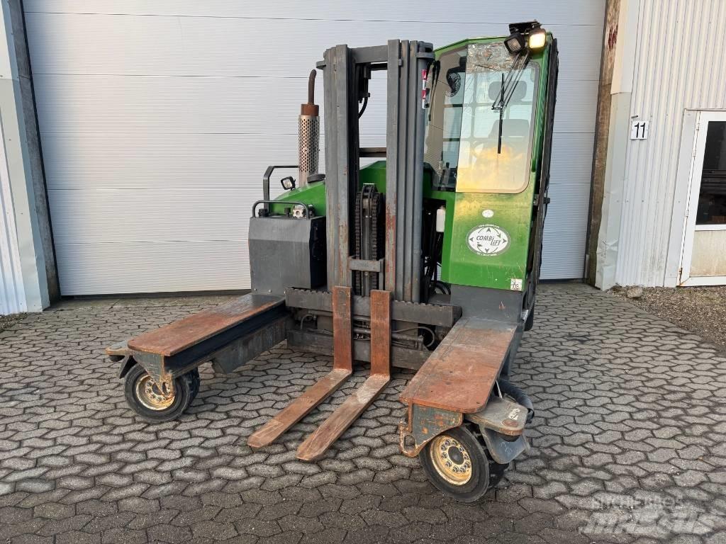 Combilift C 4000 Stivuitoare cu patru brate