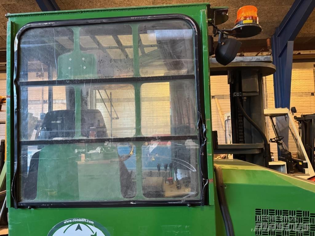 Combilift C 4000 Stivuitoare cu patru brate