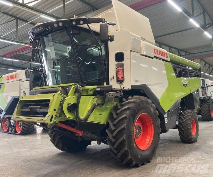 CLAAS LEXION 6800 Combine de secerat