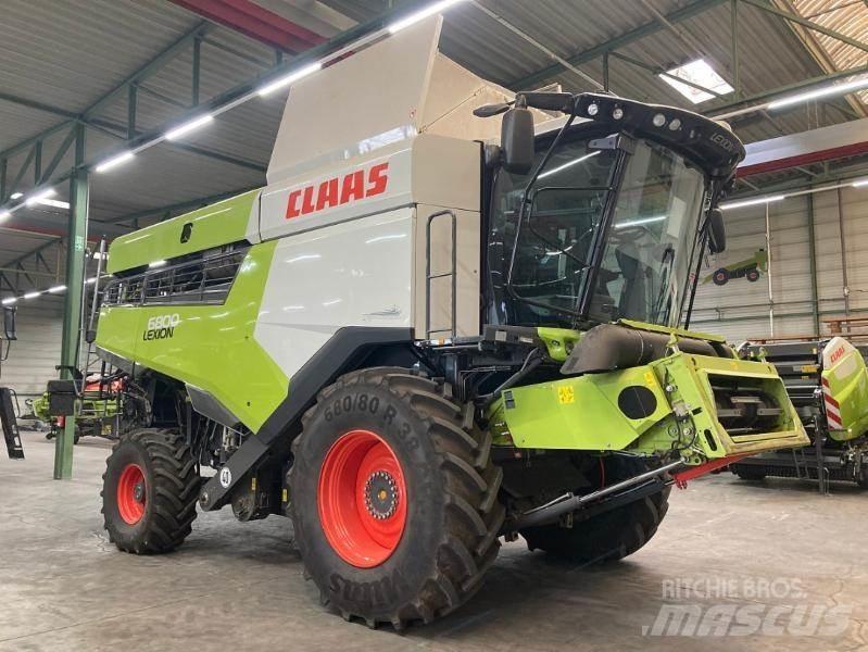 CLAAS LEXION 6800 Combine de secerat