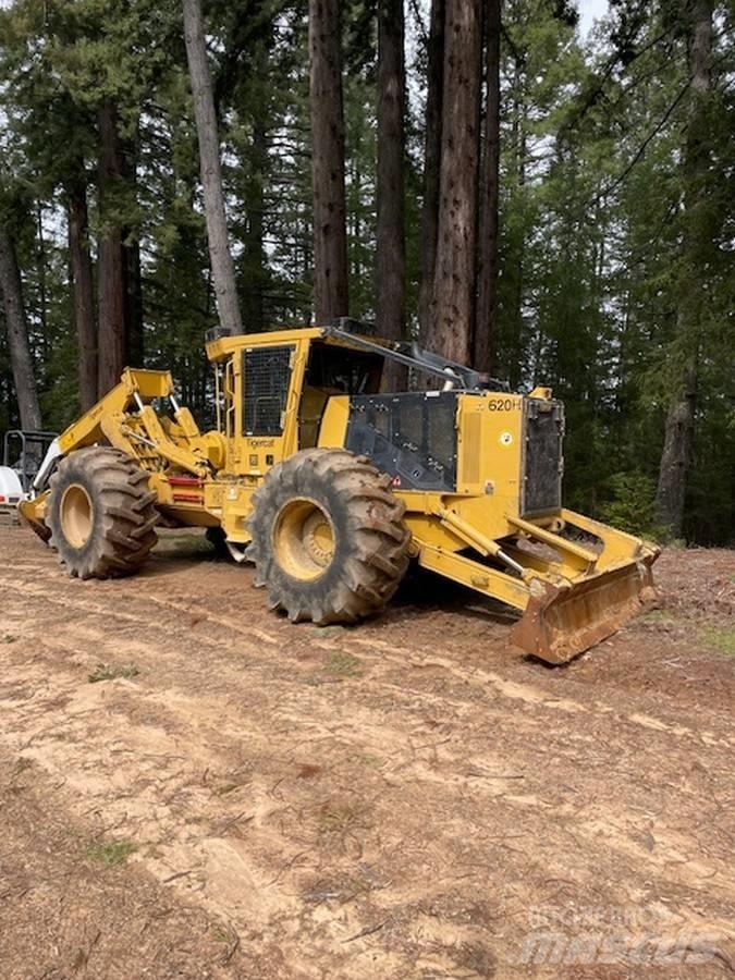 Tigercat 620H Utilaje de manevrarea a bustenilor