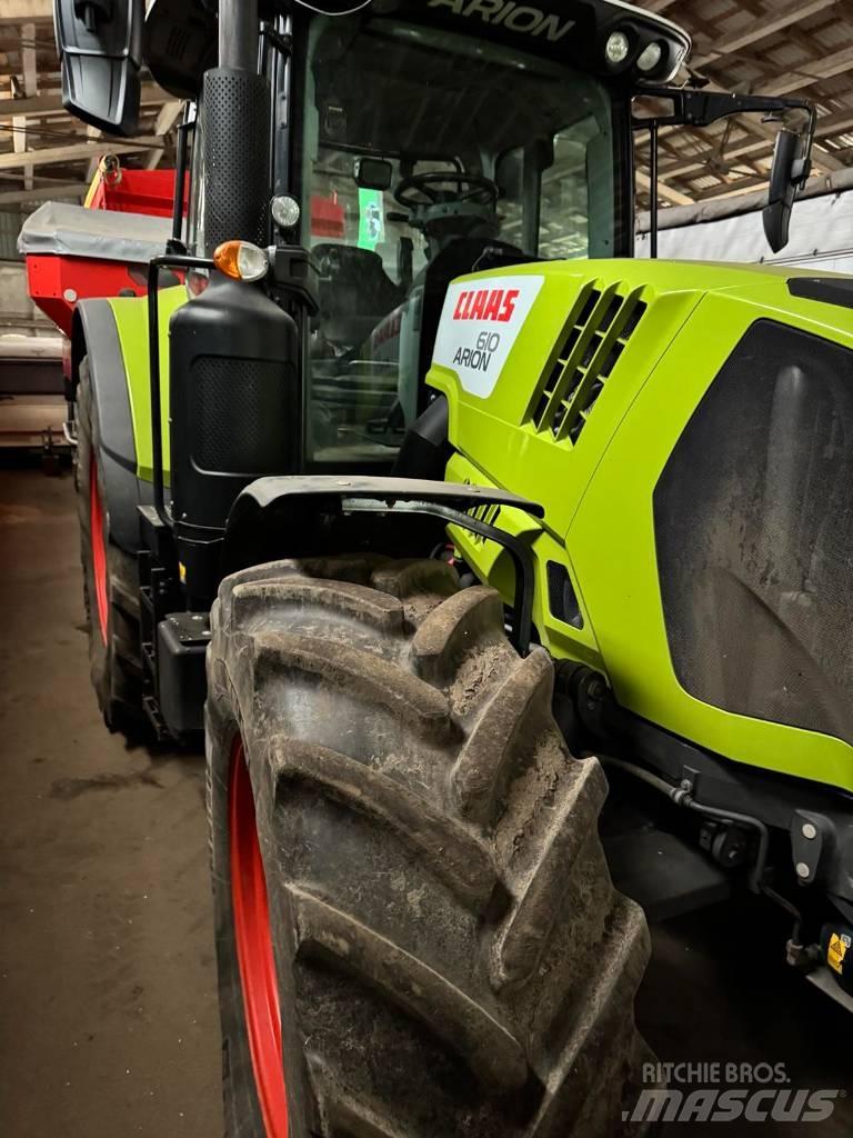 CLAAS Arion 610 CIS Tractoare