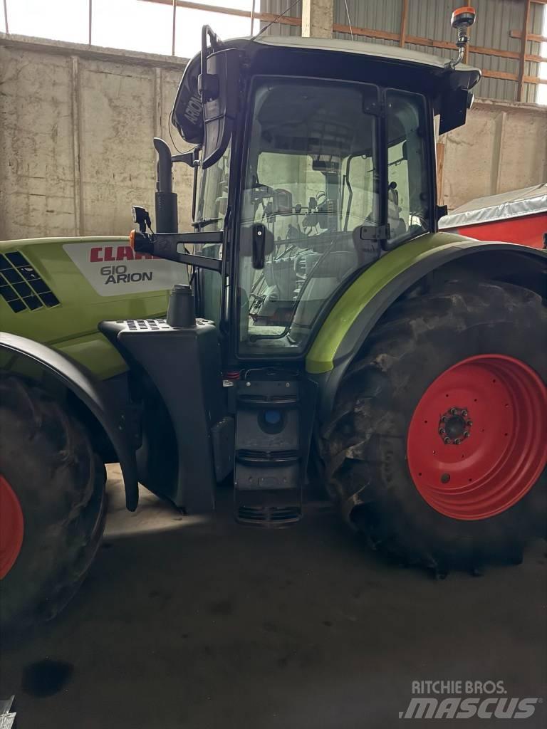 CLAAS Arion 610 CIS Tractoare