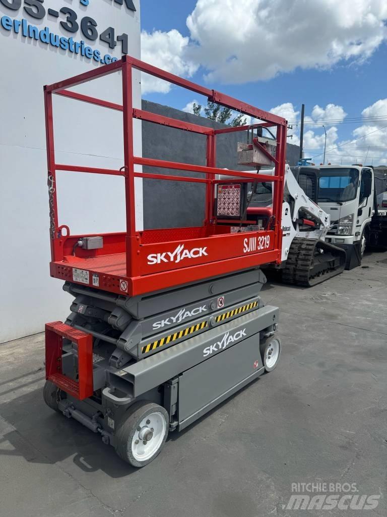 SkyJack SJ III 3219 Platforme foarfeca