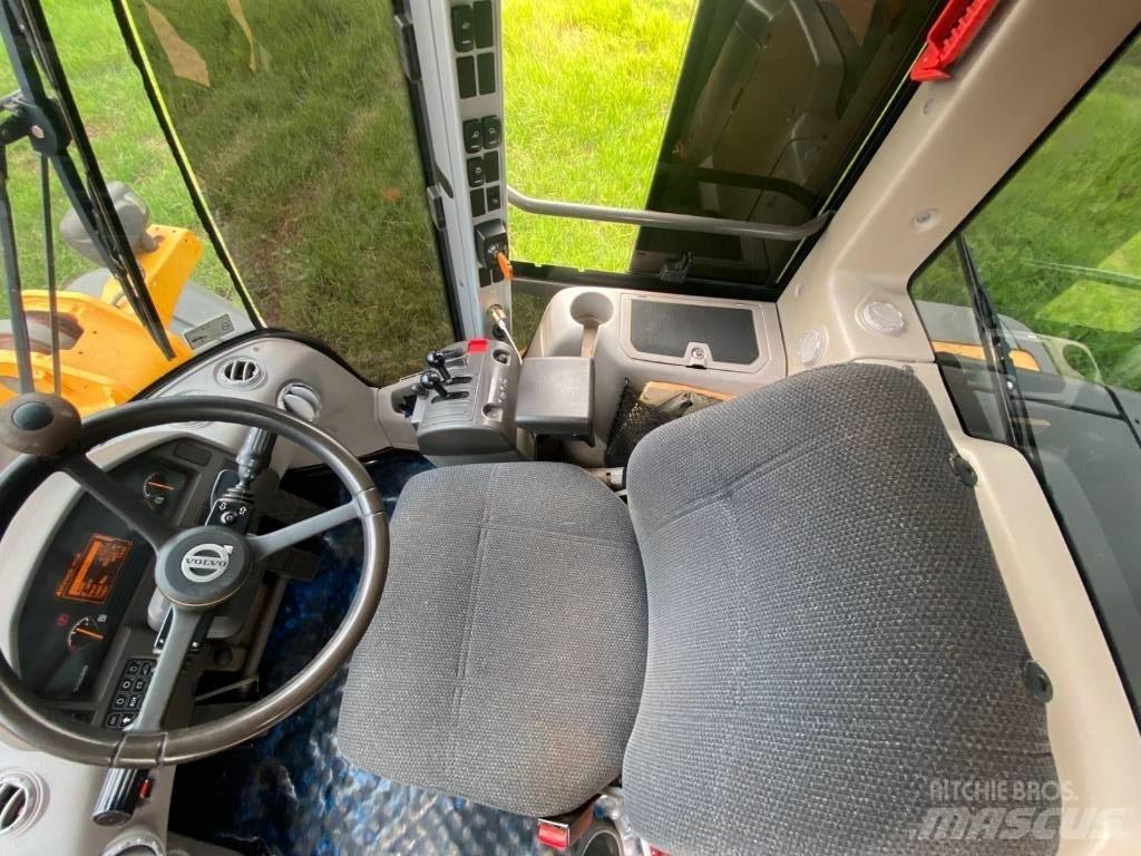 Volvo L 60 F Incarcator pe pneuri