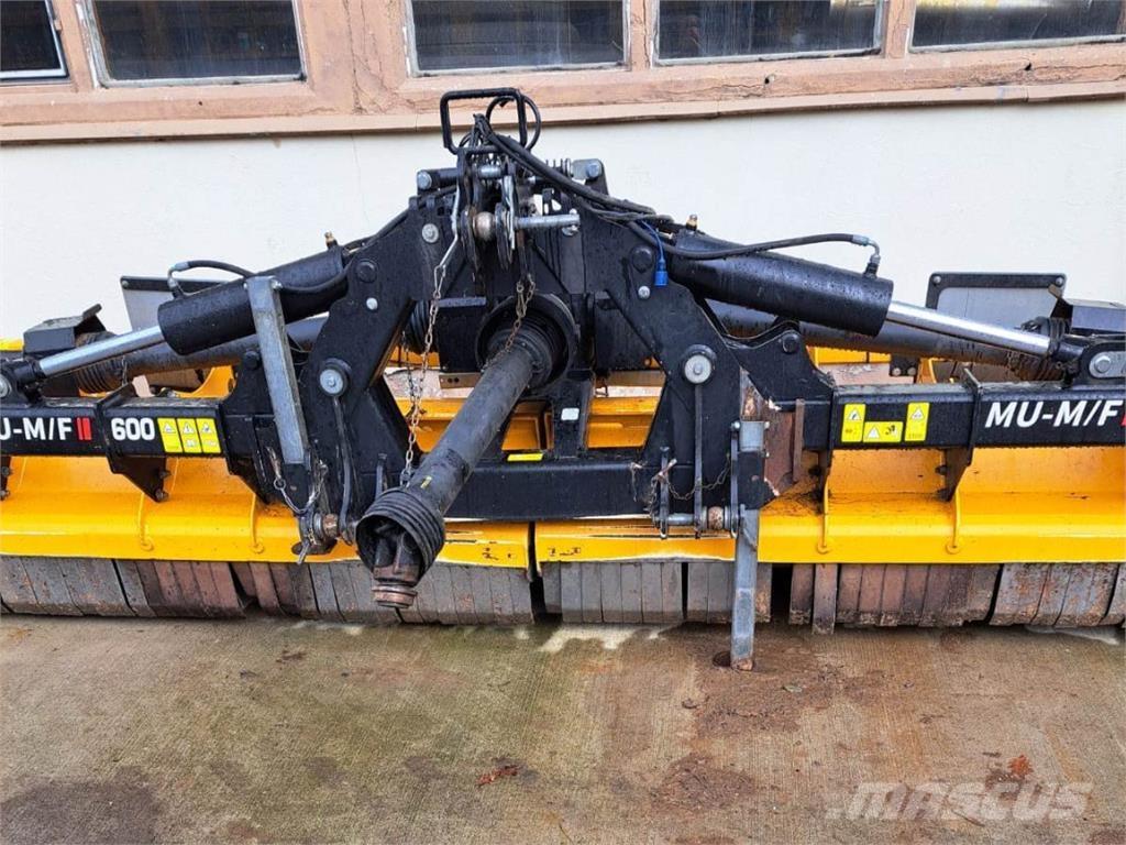 Müthing MU-M 600 F Utilaje întreţinere terenuri - Altele