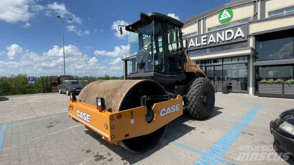 CASE 1110 Compactoare monocilindrice