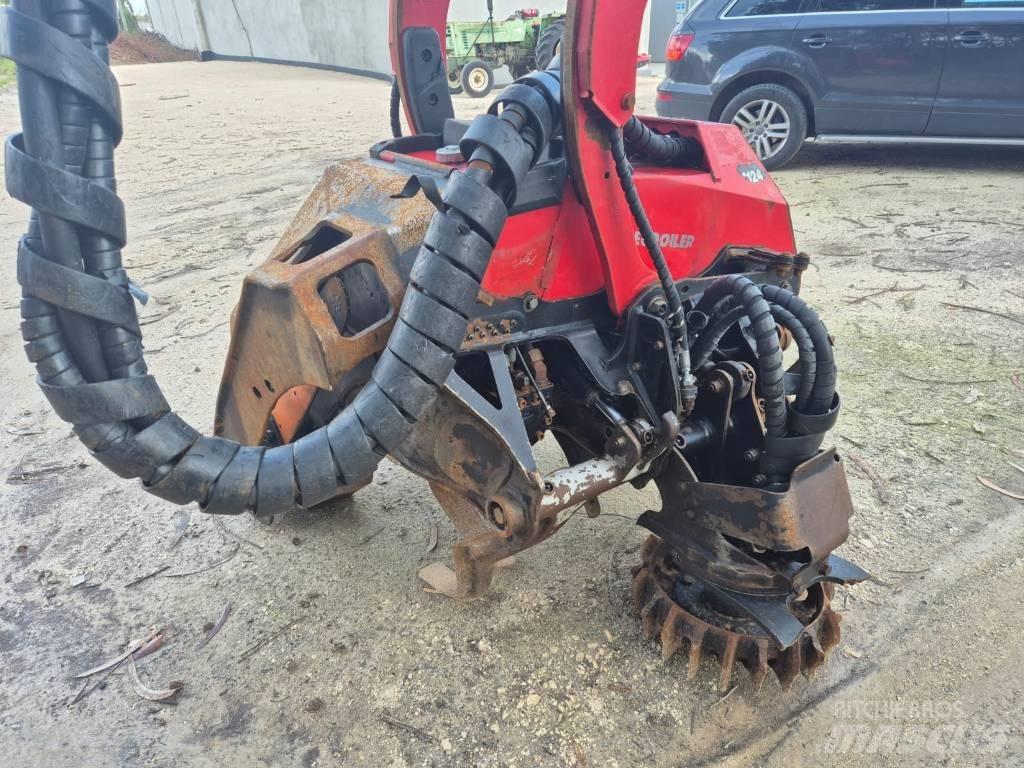Komatsu C 124 Capete pentru culegatoare