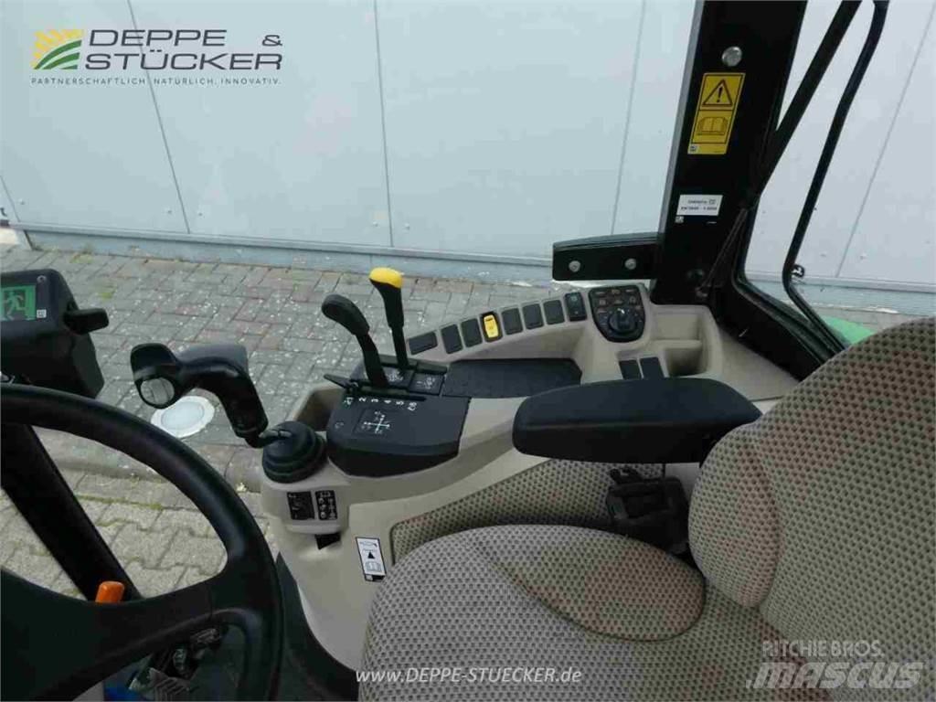 John Deere 3046R Tractoare compacte