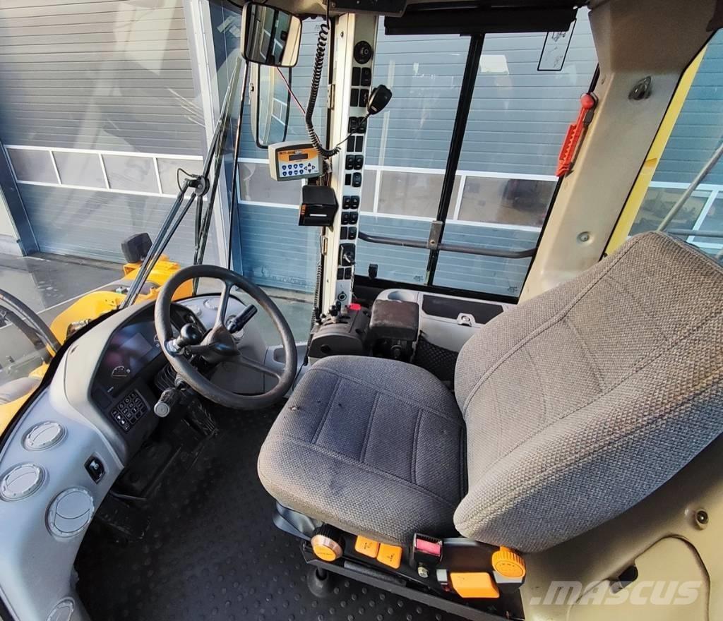 Volvo L 180 F Incarcator pe pneuri