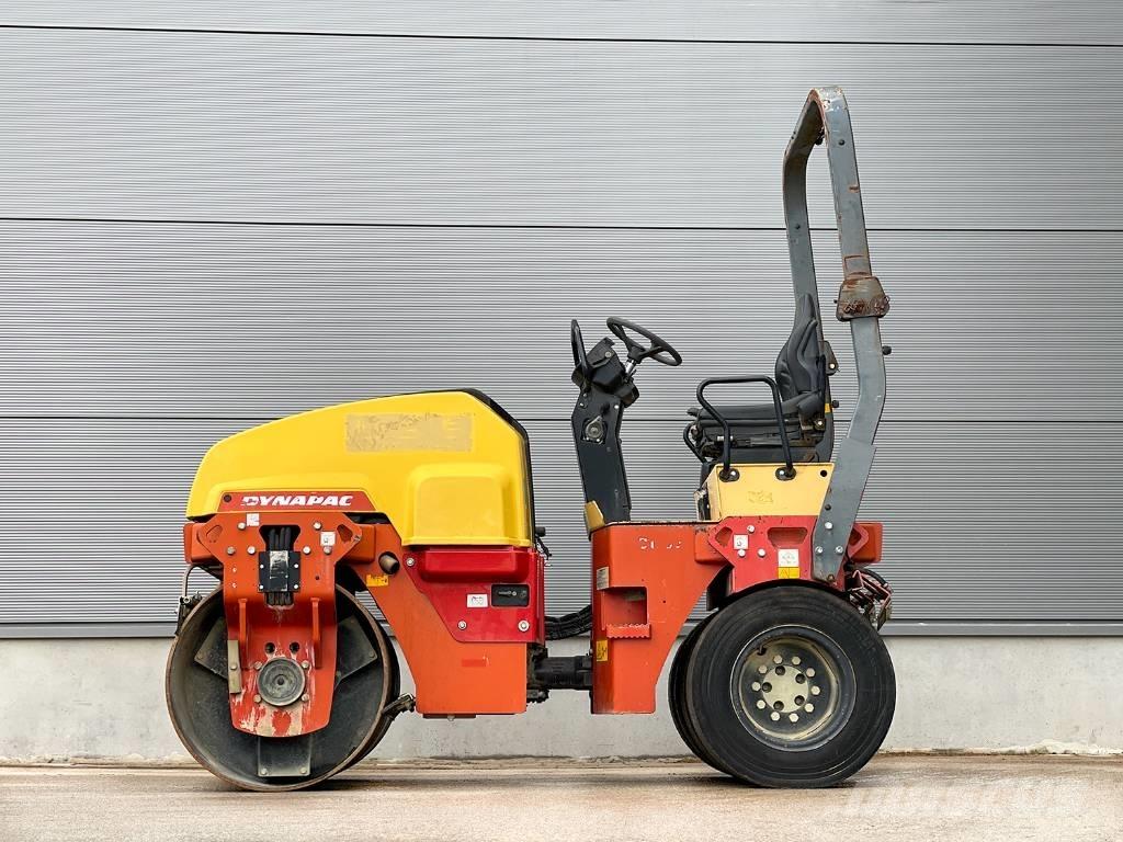 Dynapac CC1300C Cilindri compactori micsti