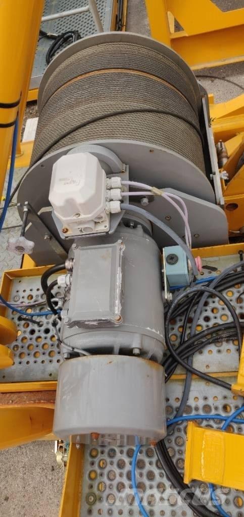 Potain MDT319 Macarale turn