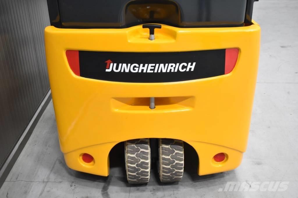 Jungheinrich EFG 215 Stivuitor electric
