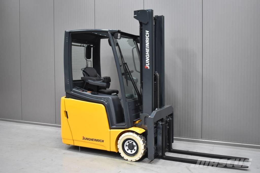 Jungheinrich EFG 215 Stivuitor electric