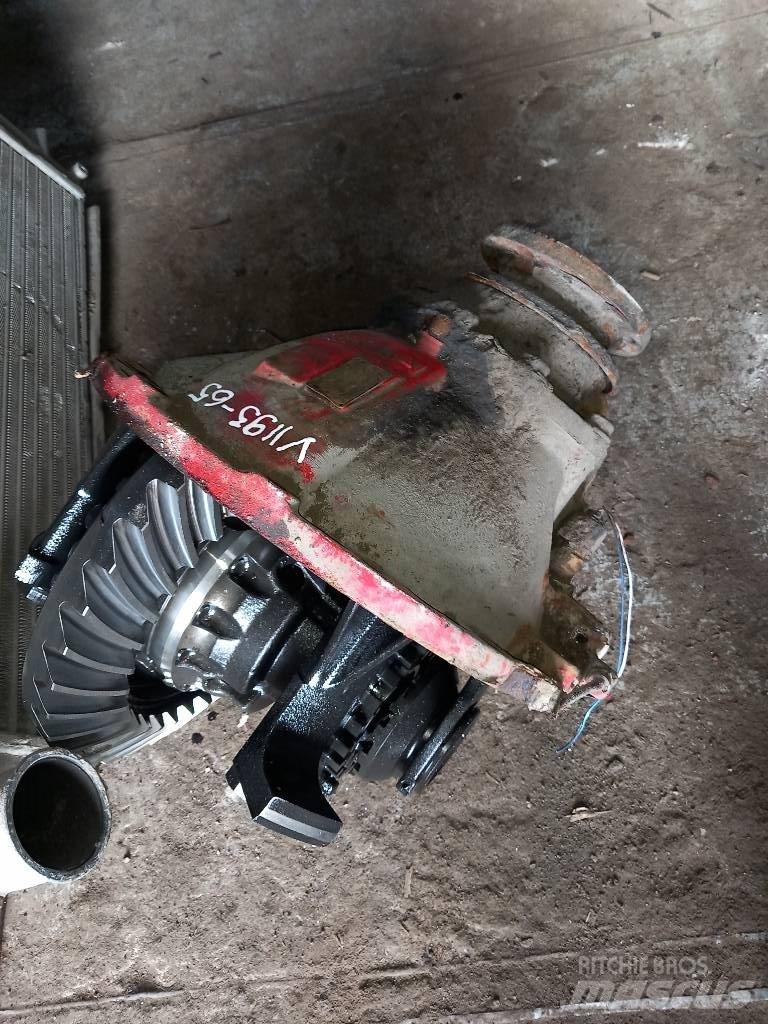Volvo FH 12     20366516 Axe