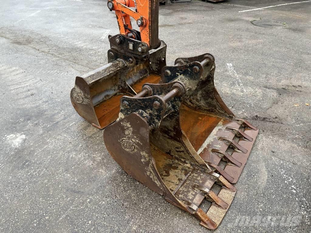 Doosan DX 85 R-3 Excavatoare 7t - 12t