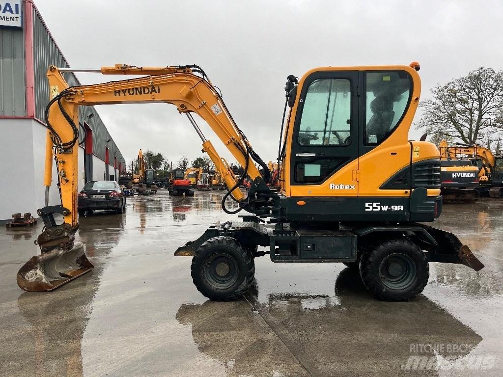 Hyundai R55W-9A Excavatoare cu roti