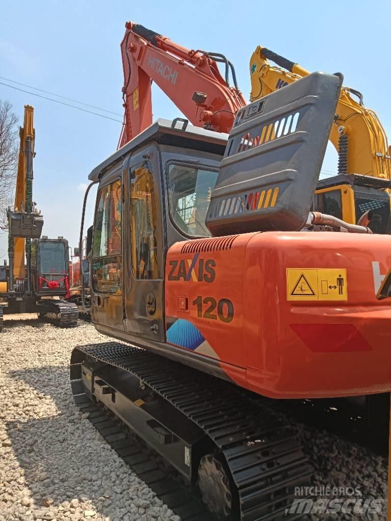 Hitachi ZX 120 Excavatoare 7t - 12t