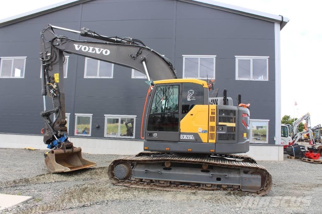 Volvo ECR 235 E Excavatoare pe șenile

