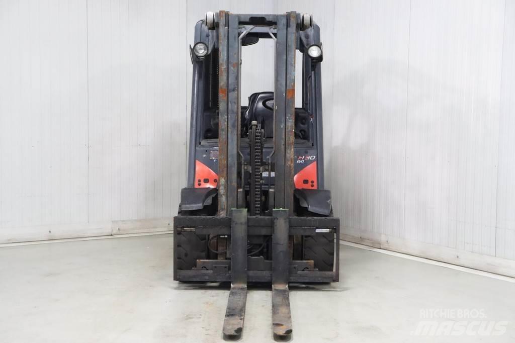 Linde H30D-02 Stivuitor diesel