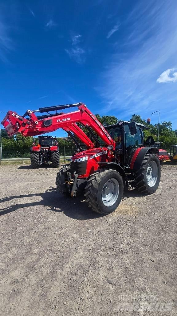 Massey Ferguson 5710 Tractoare