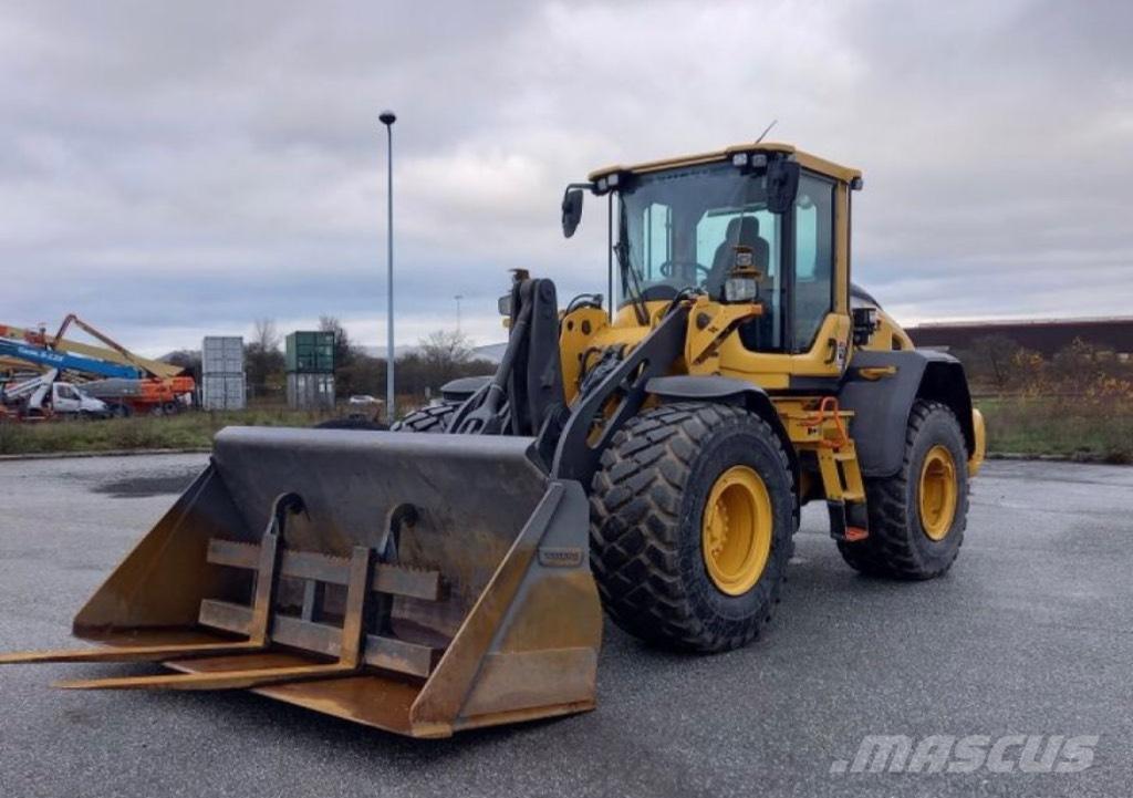 Volvo L 90 H Incarcator pe pneuri