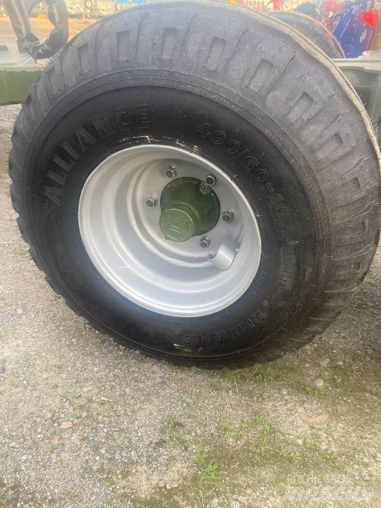 Farma T9F Remorci forestiere