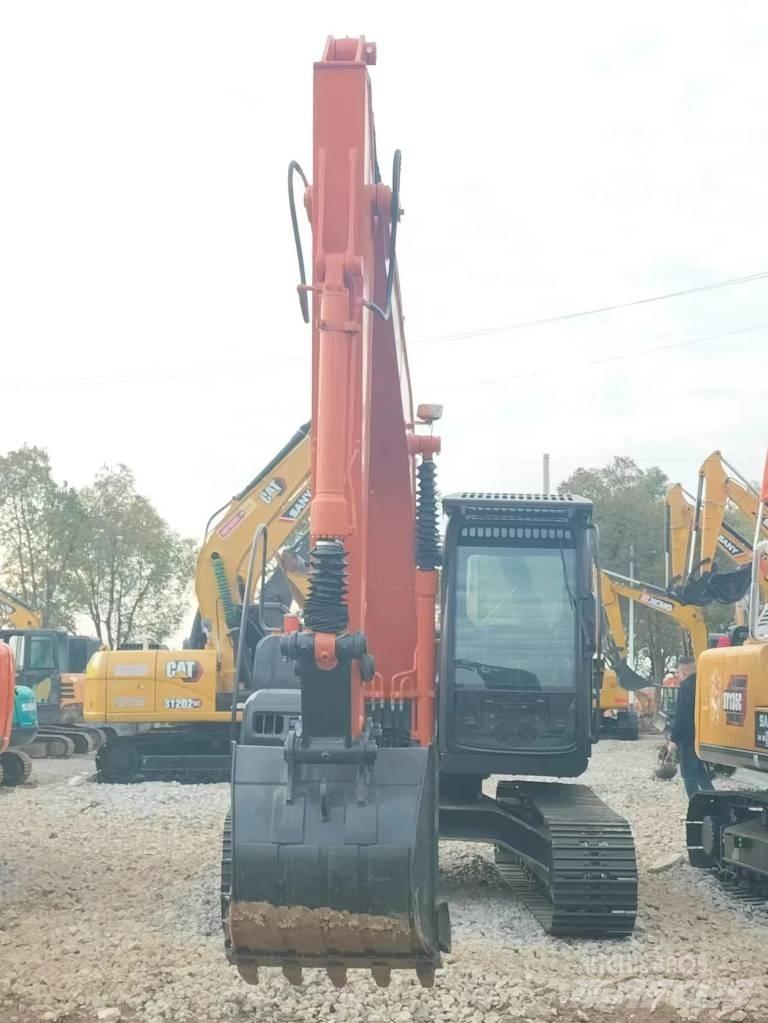 Hitachi ZX 120 Excavatoare pe șenile
