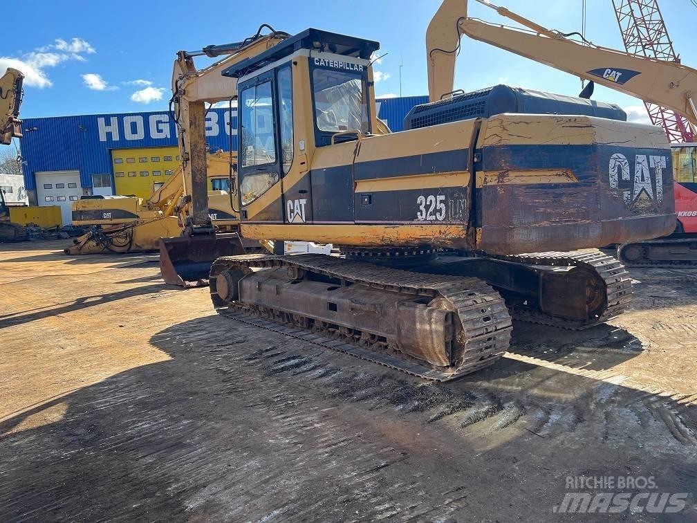 CAT 325L Excavatoare pe șenile
