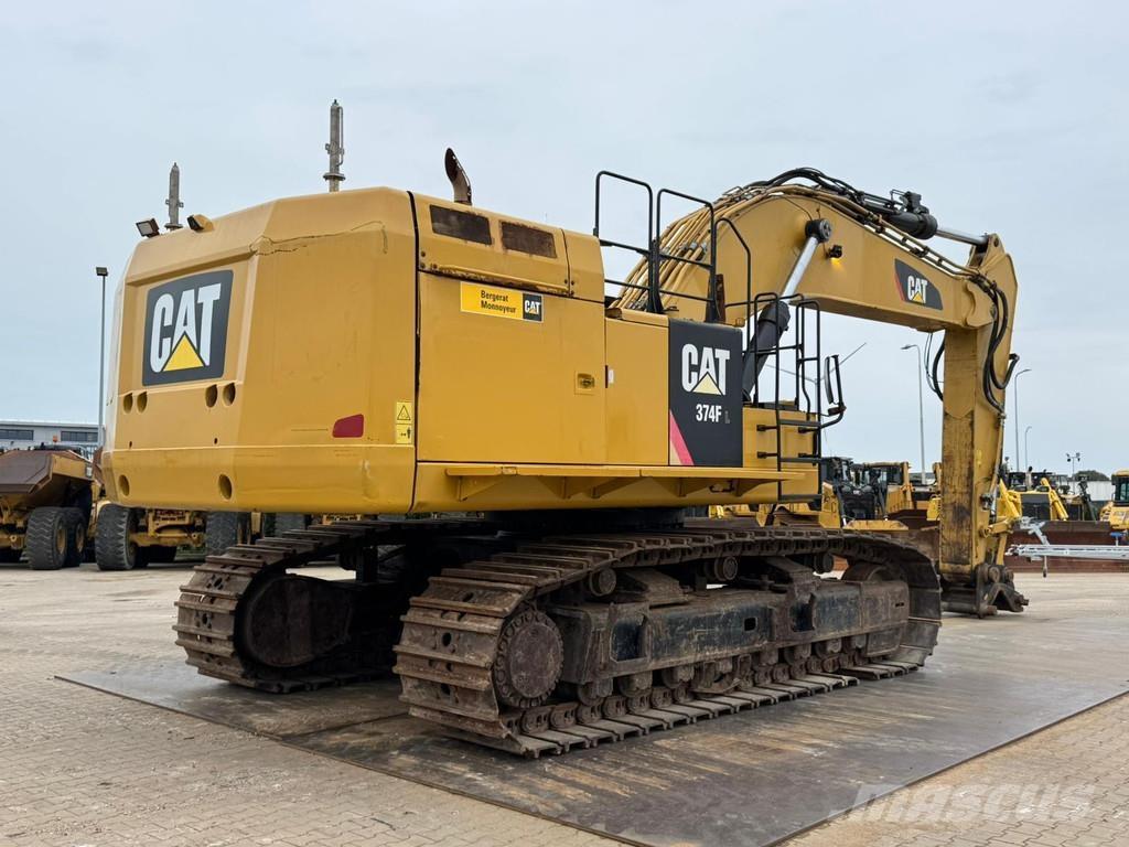 CAT 374FL Excavatoare speciale