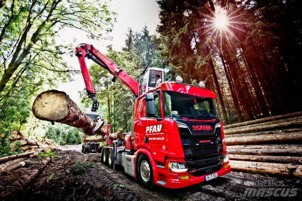Scania R 590 Camion pentru lemne