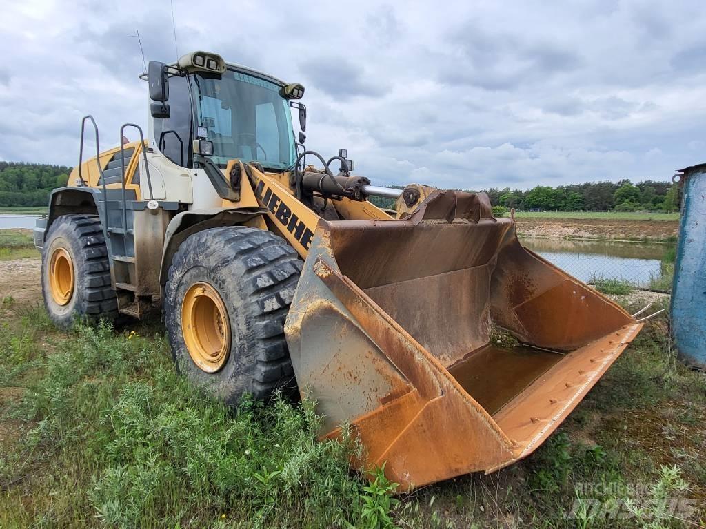 Liebherr L 566 Incarcator pe pneuri