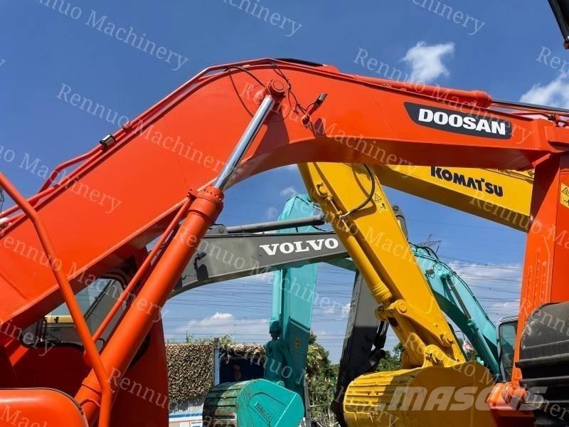 Doosan DH 300 LC-7 Excavatoare pe șenile
