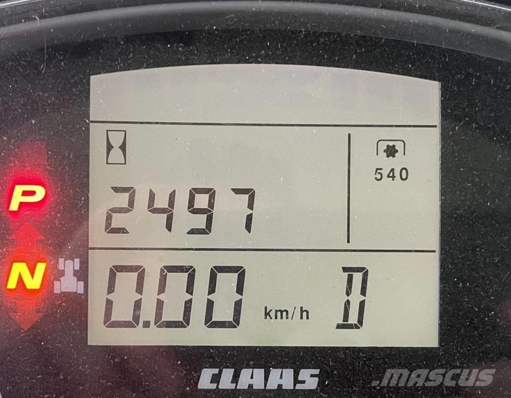 CLAAS Arion 650 Tractoare