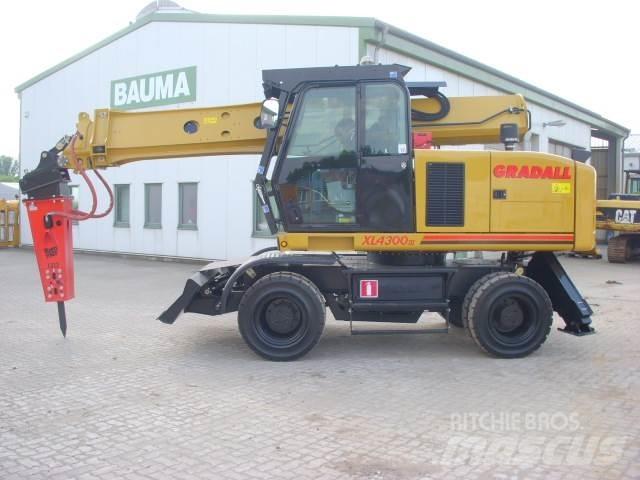 Gradall XL 4300 Excavatoare cu roti