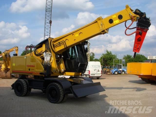 Gradall XL 4300 Excavatoare cu roti