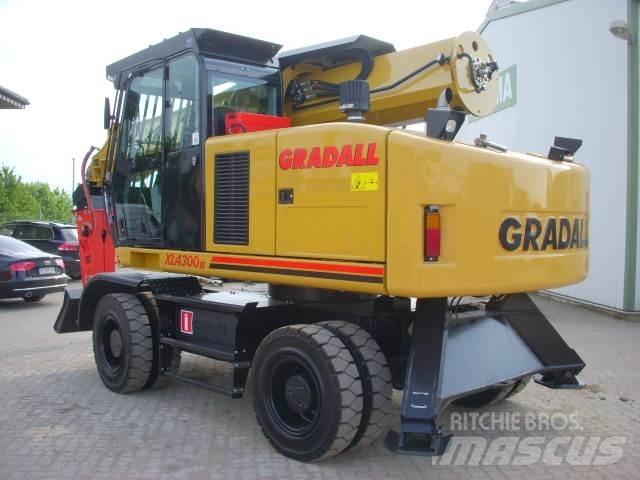 Gradall XL 4300 Excavatoare cu roti