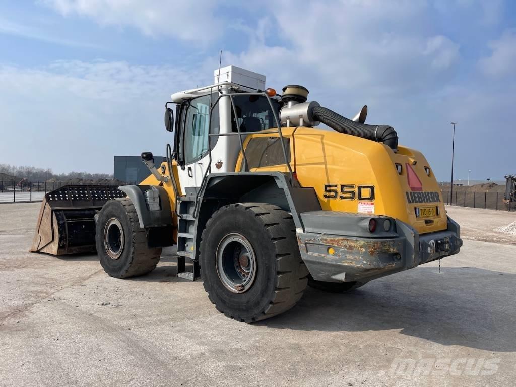 Liebherr 550 CDC + BSS Incarcator pe pneuri