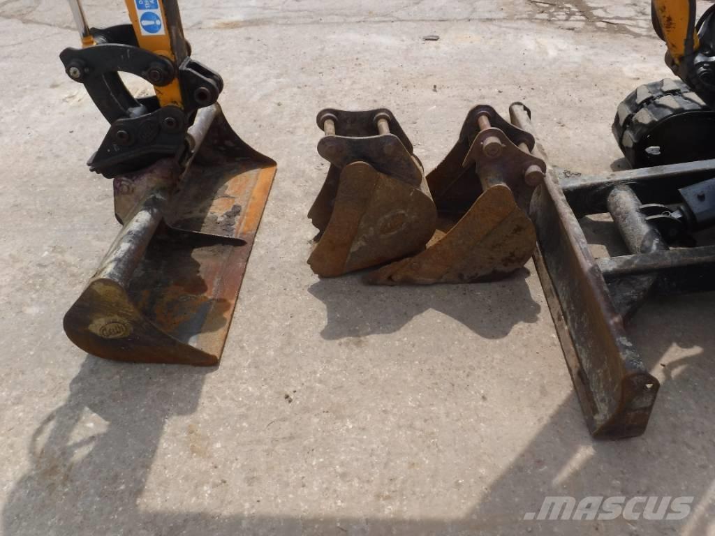 Hyundai Robex 27 Z-9 Mini excavatoare < 7t