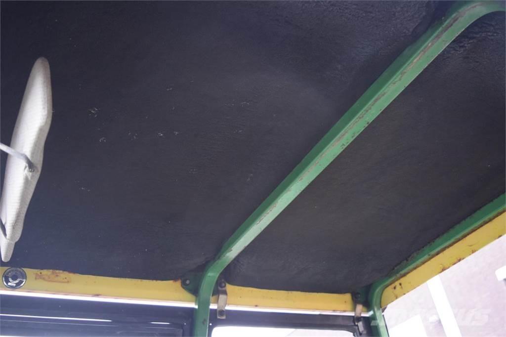 John Deere 1640 Tractoare