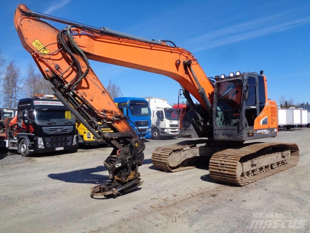 Doosan 235 LCR Excavatoare pe șenile

