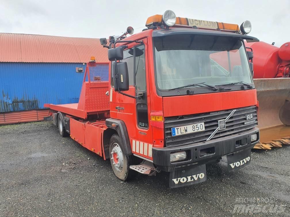Volvo FL614 Vehicule de recuperare