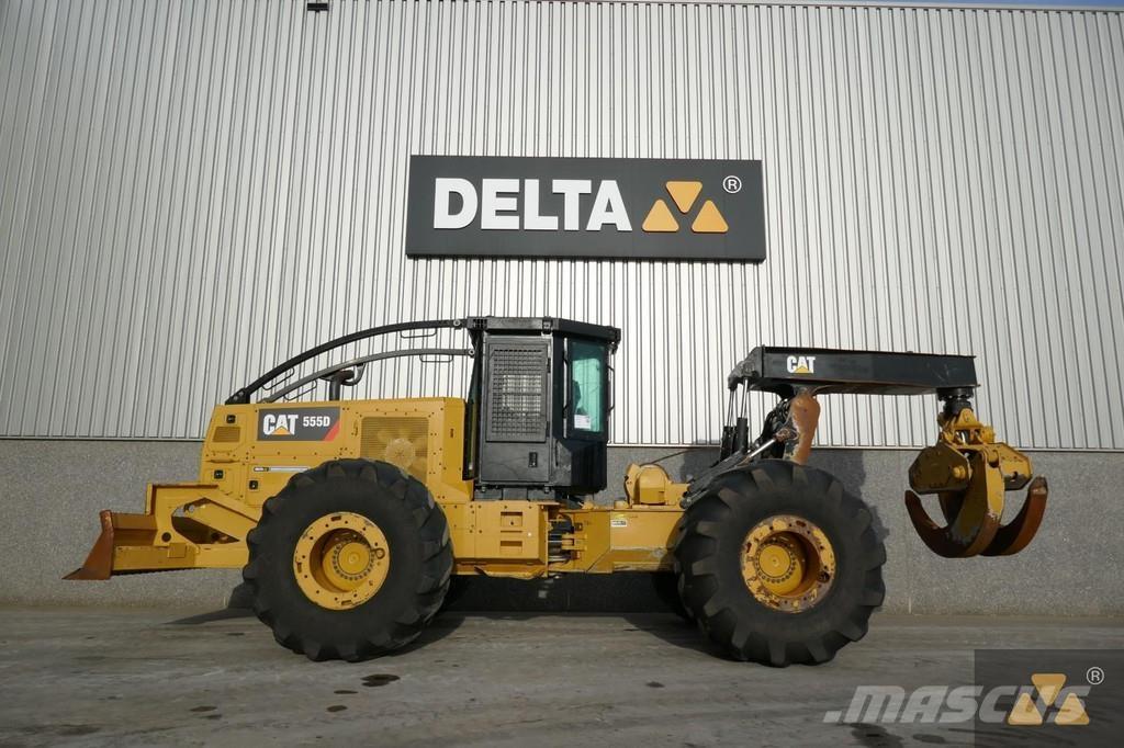 CAT 555D Utilaje de manevrarea a bustenilor