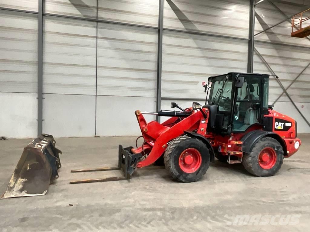 CAT 908 M Incarcator pe pneuri