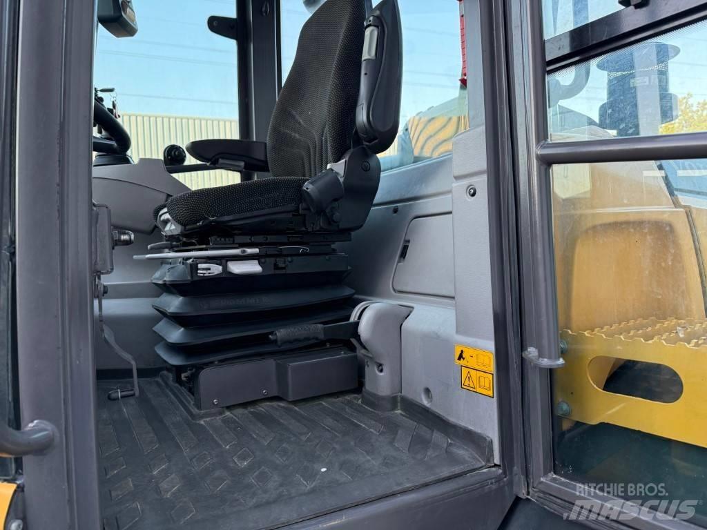 Volvo L50HS Incarcator pe pneuri
